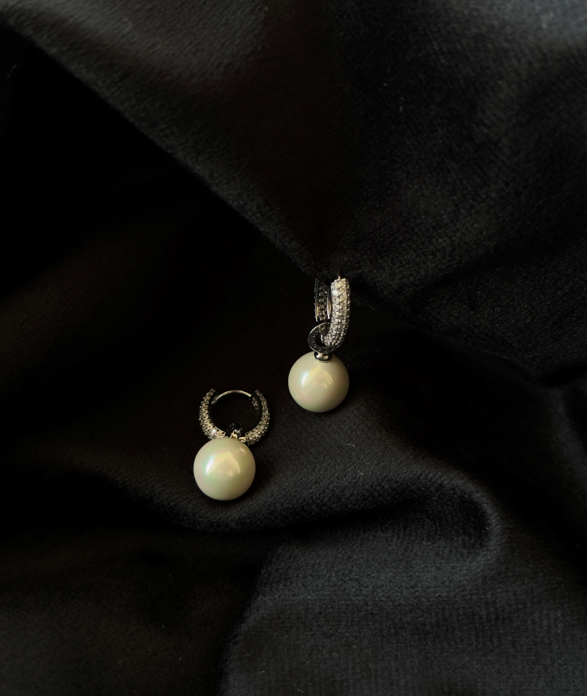 Pearl Drop Earrings